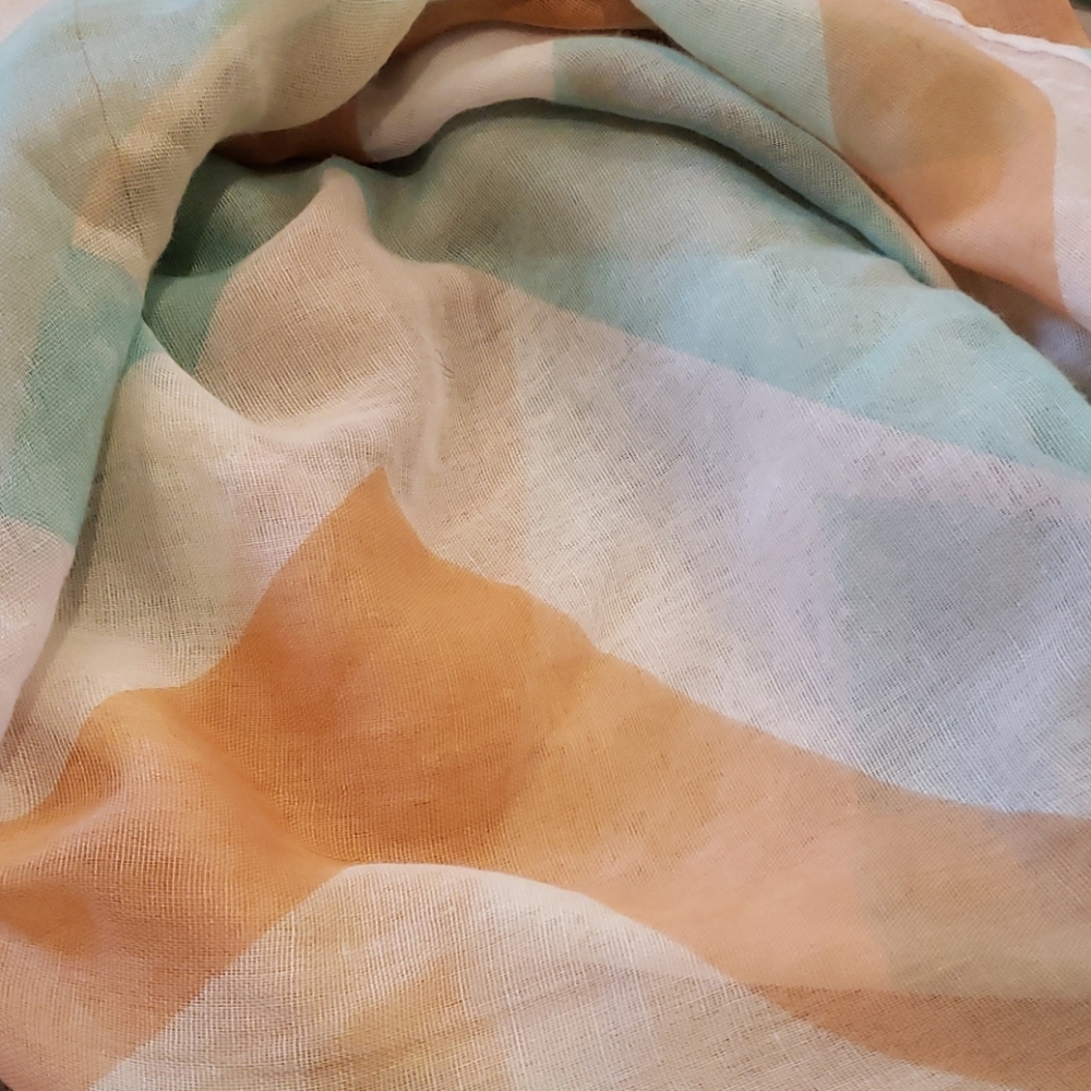 Chevron Scard - Picture 2 of 2